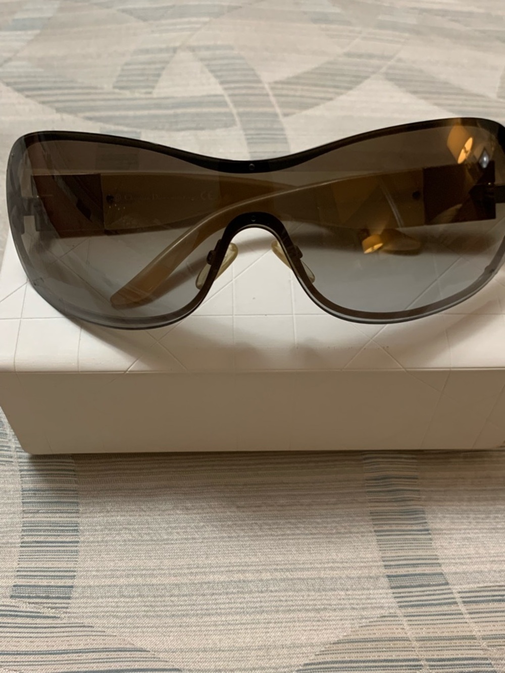 Dior Y2K Gradient Brown Shield Sunglasses Mother of Pearl Stem Accents